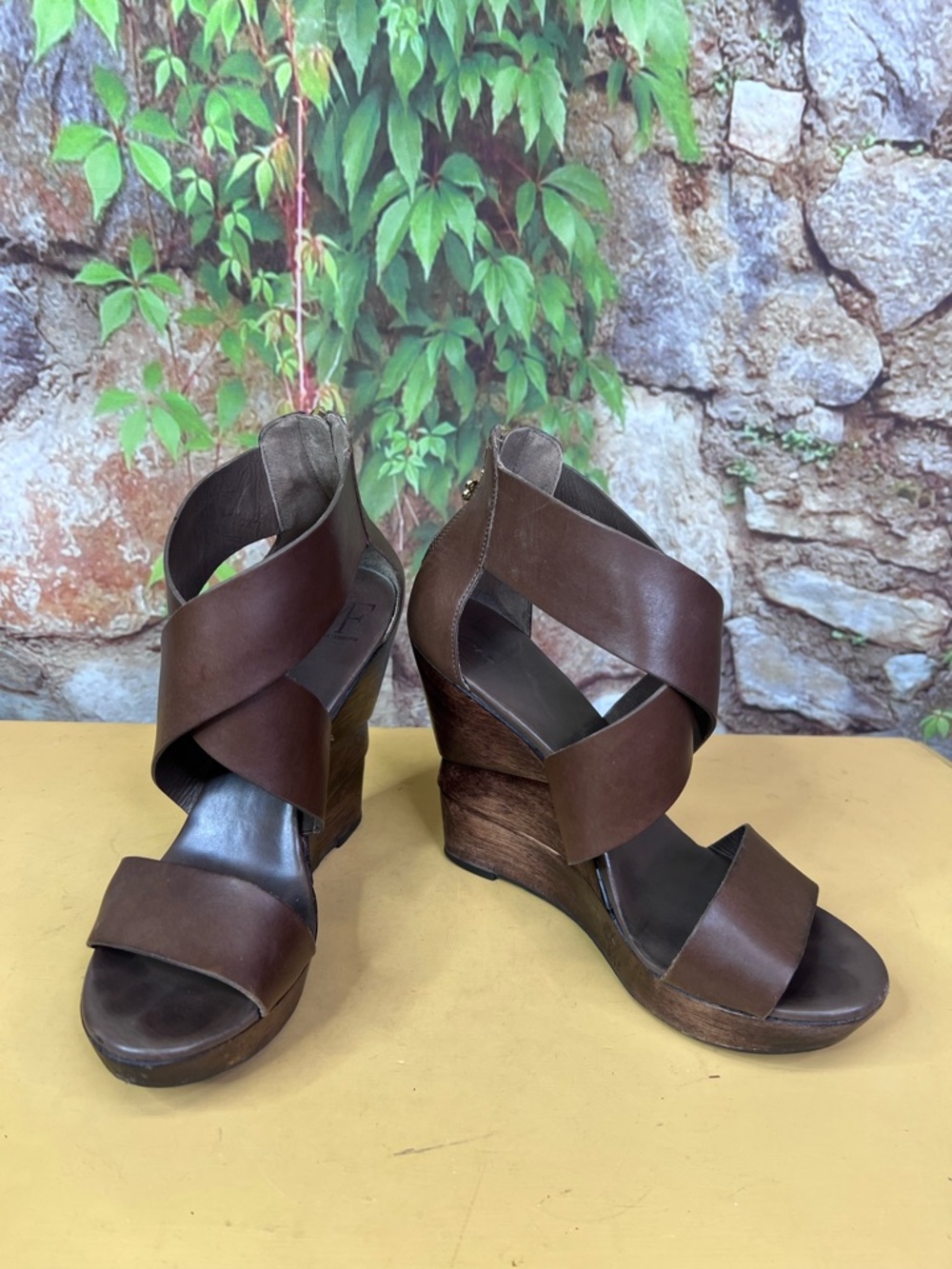 DIANE VON FURSTENBERG Crossover Strap Wooden Heel Wedge Sandals, 8M - Picture 5 of 14